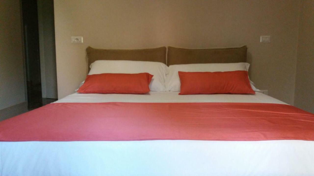 Casa Isabela Luxury Rooms Melfi Eksteriør billede